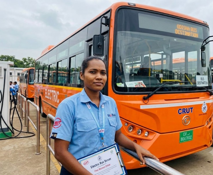 Shubhalakshmi Mahananda Makes History as Odisha&rsquo;s First Woman Electric Bus Driver